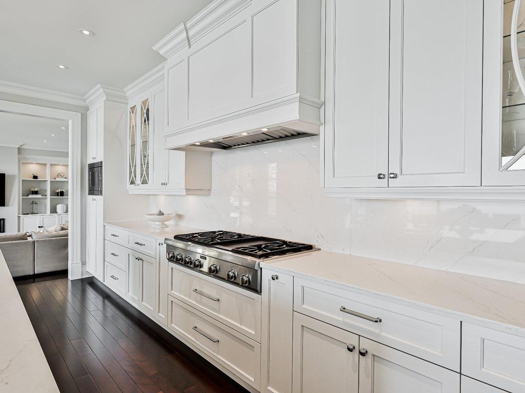 









18


Tsse Pagé

,
Montréal (L'Île-Bizard/Sainte-Geneviève),




QC
H9E1N7

