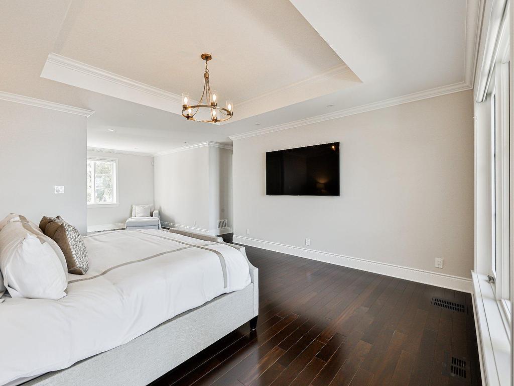 









18


Tsse Pagé

,
Montréal (L'Île-Bizard/Sainte-Geneviève),




QC
H9E1N7


