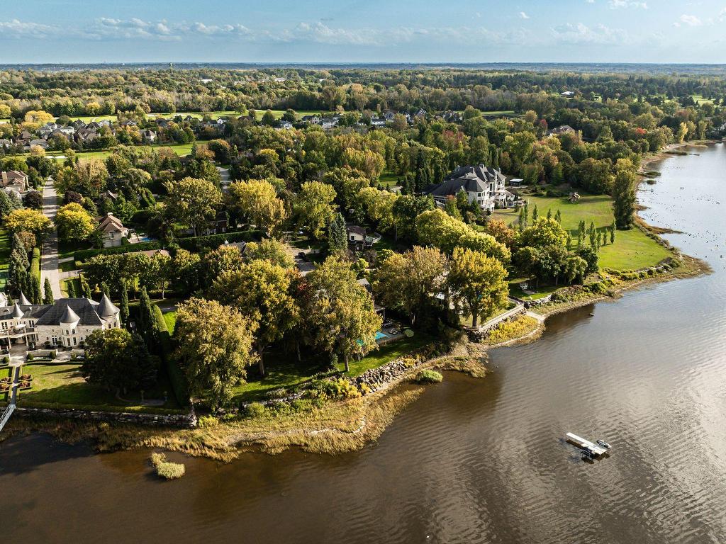 









18


Tsse Pagé

,
Montréal (L'Île-Bizard/Sainte-Geneviève),




QC
H9E1N7

