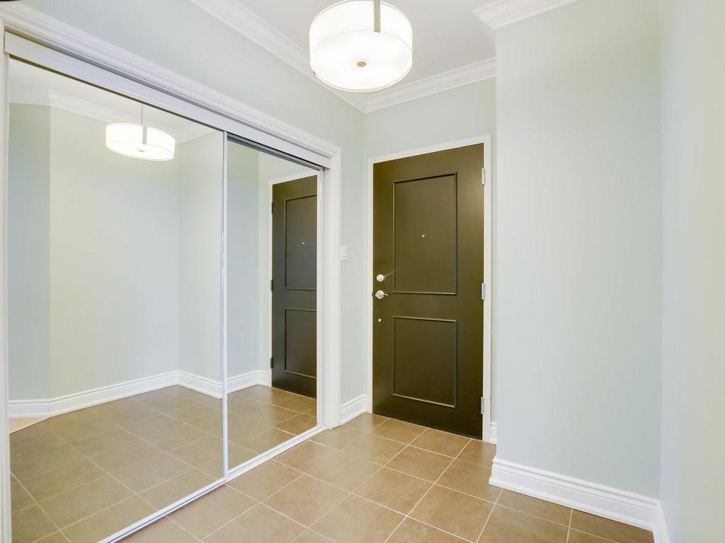









224


Boul. Alexandre-Taché

, 203,
Gatineau (Hull),




QC
J9A0B8

