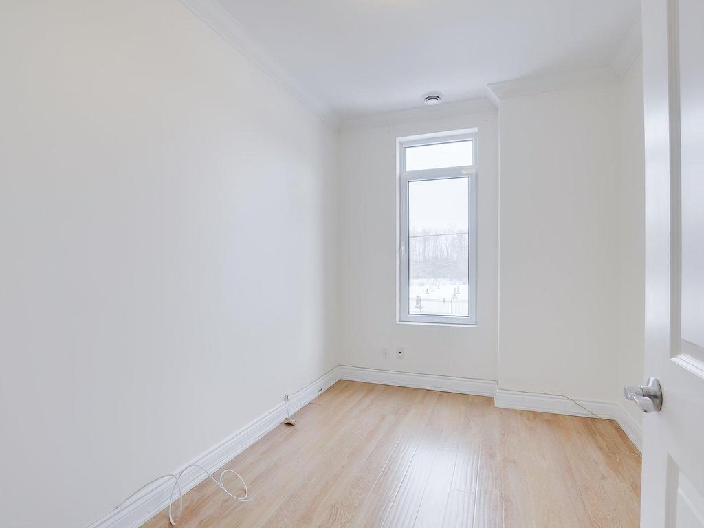 









224


Boul. Alexandre-Taché

, 203,
Gatineau (Hull),




QC
J9A0B8

