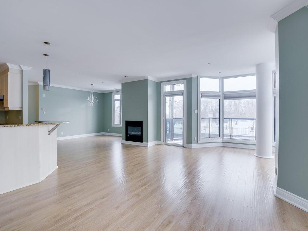 









224


Boul. Alexandre-Taché

, 203,
Gatineau (Hull),




QC
J9A0B8

