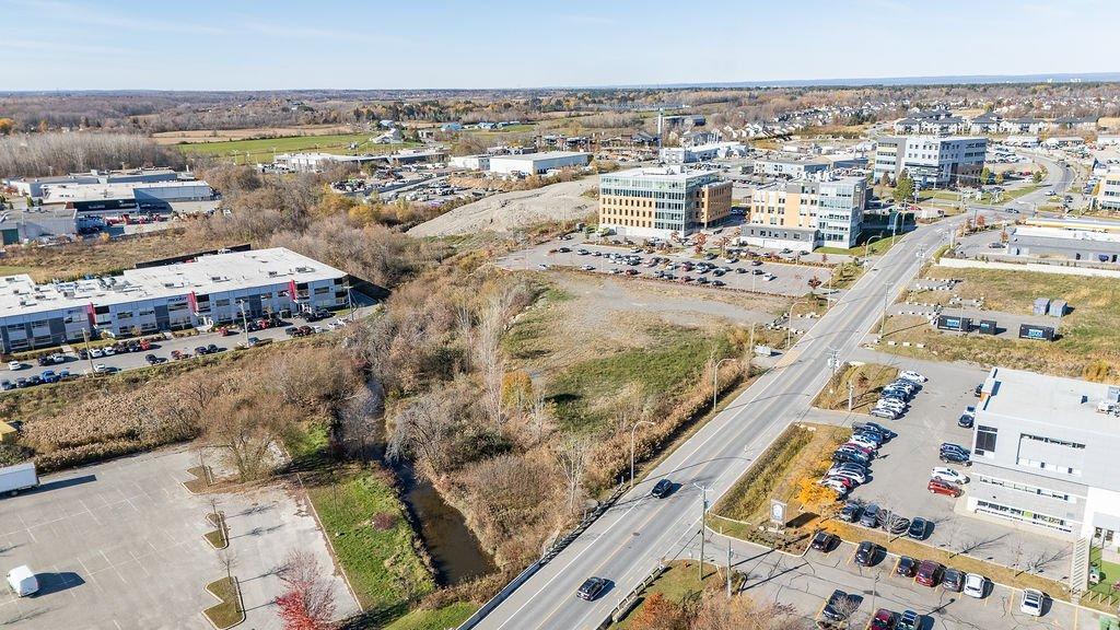 












Rue Doris-Lussier

,
Boisbriand,







QC
J7E4H5

