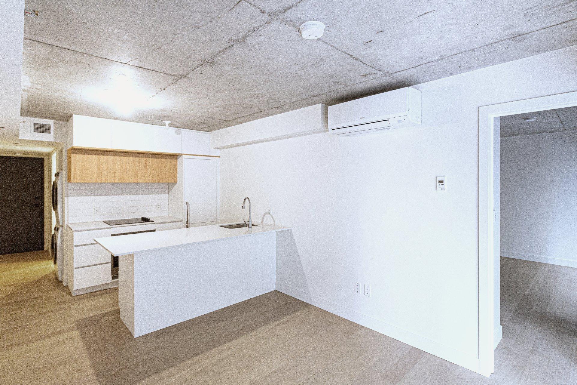 









1


Av. Viger O.

, 309,
Montréal (Ville-Marie),




QC
H2Z1E6

