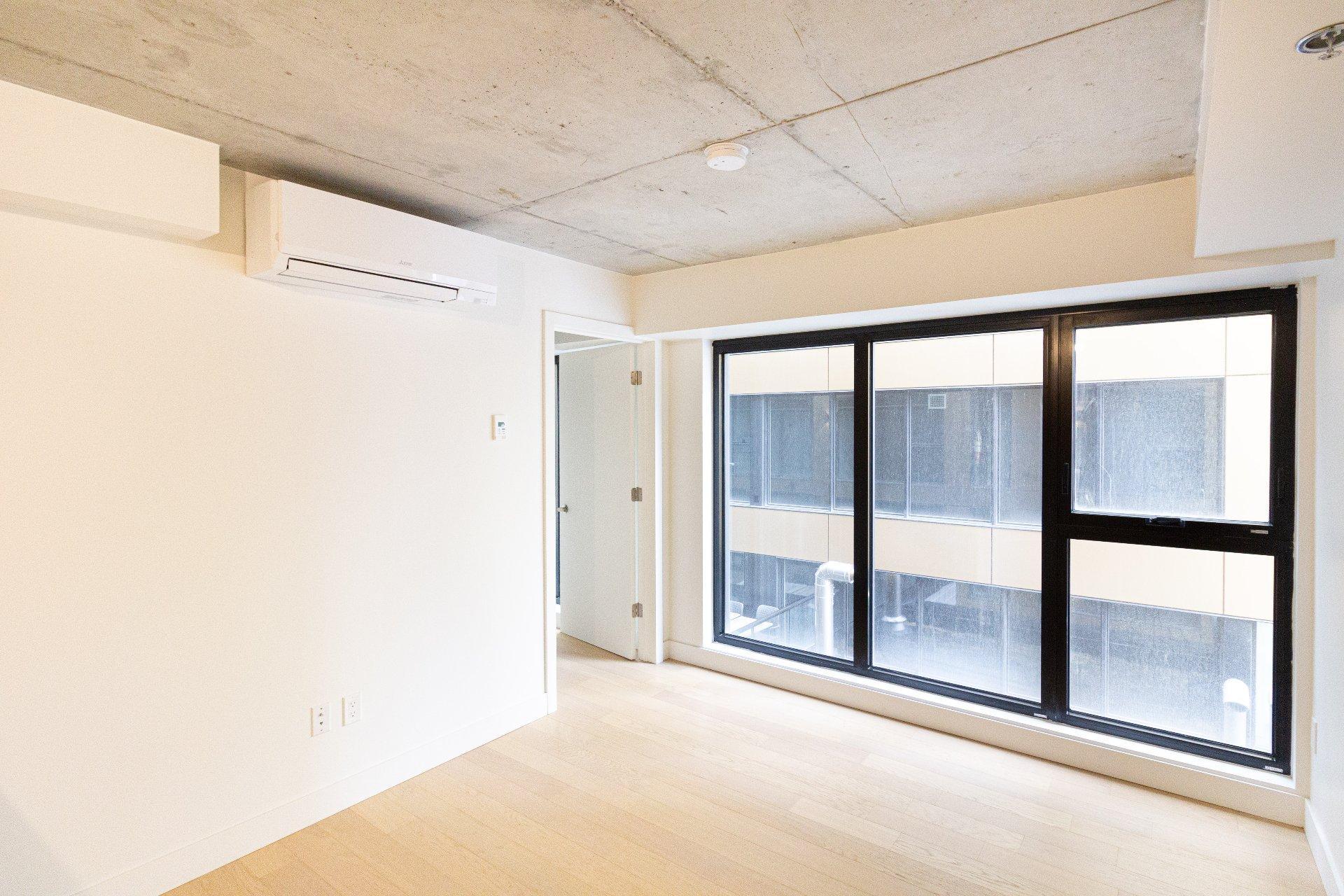 









1


Av. Viger O.

, 309,
Montréal (Ville-Marie),




QC
H2Z1E6


