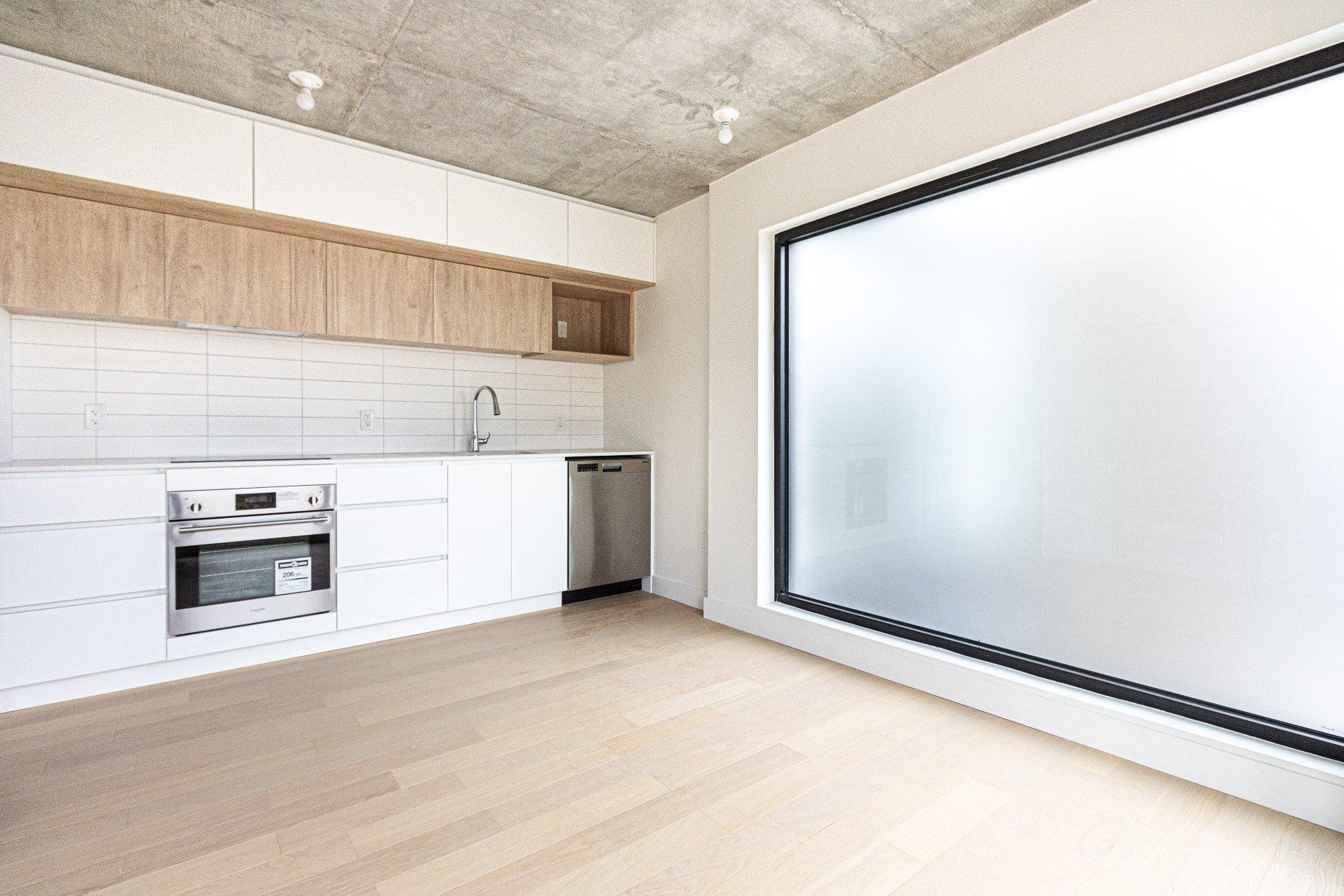 









1


Av. Viger O.

, 407,
Montréal (Ville-Marie),




QC
H2Z1E6


