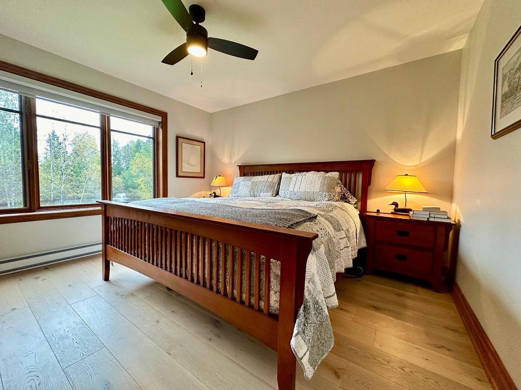









378


Allée du Sanctuaire

,
Mont-Tremblant,




QC
J8E3L3

