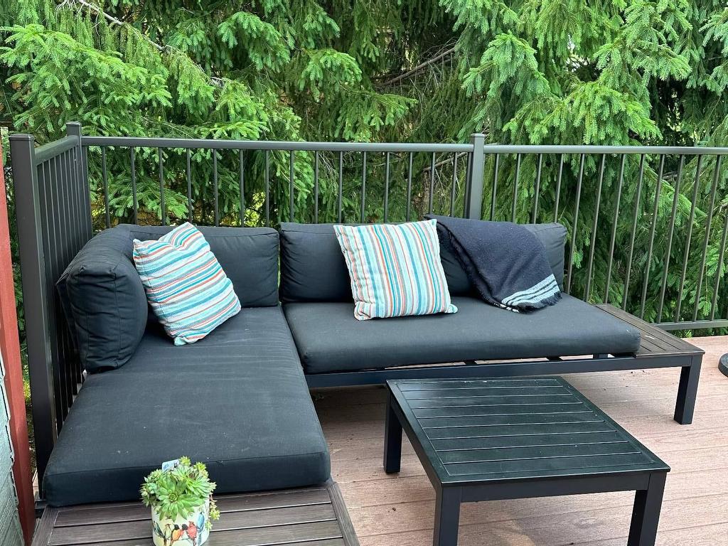 









378


Allée du Sanctuaire

,
Mont-Tremblant,




QC
J8E3L3

