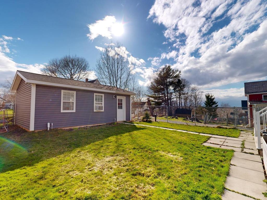 












225 Acadia Street

,
New Glasgow,




NS
B2H 4G7

