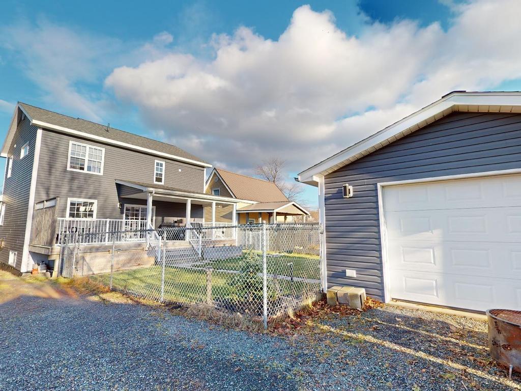 












225 Acadia Street

,
New Glasgow,




NS
B2H 4G7

