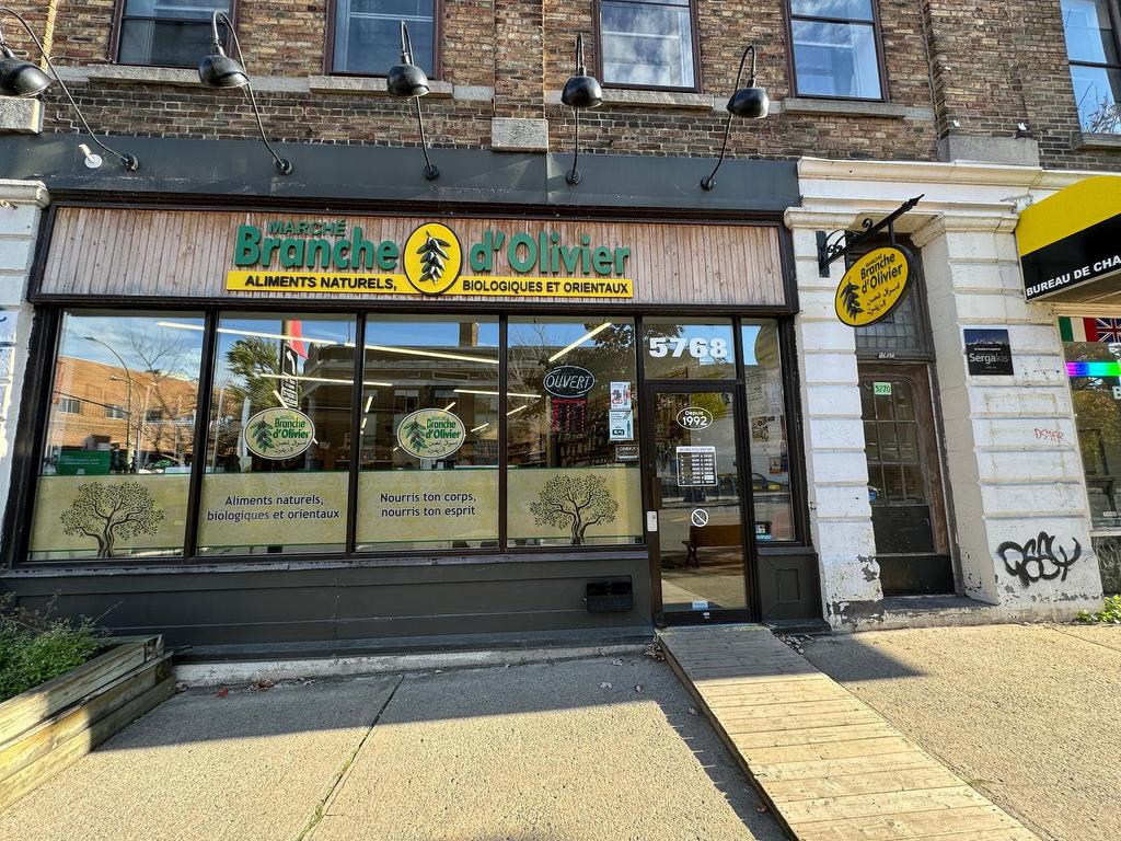 









5768


Rue Sherbrooke O.

,
Montréal (Côte-des-Neiges/Notre-Dame-de-Grâce),




QC
H4A1X1

