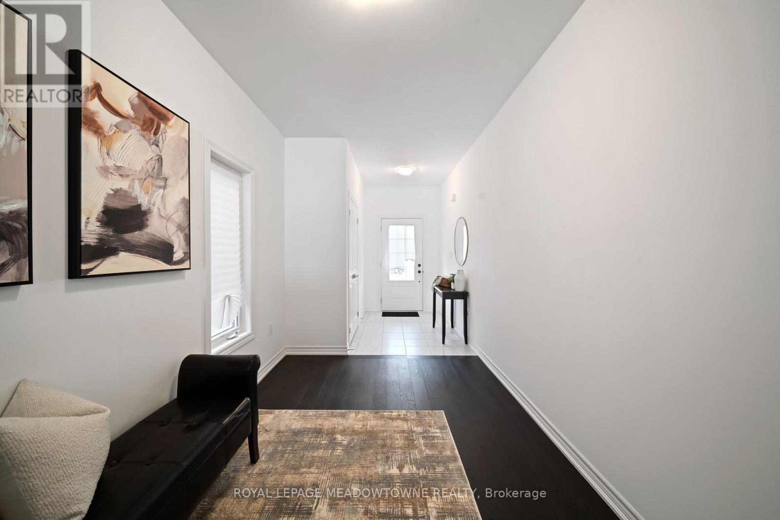 












60 HARVEST CRESCENT

,
Barrie,




Ontario
L9J0T3

