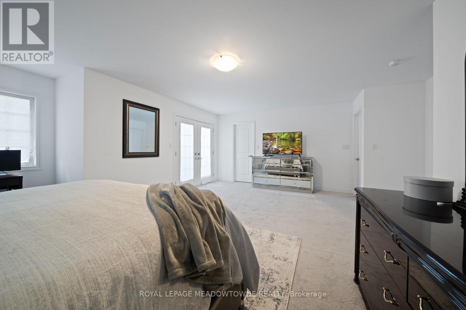 












60 HARVEST CRESCENT

,
Barrie,




Ontario
L9J0T3

