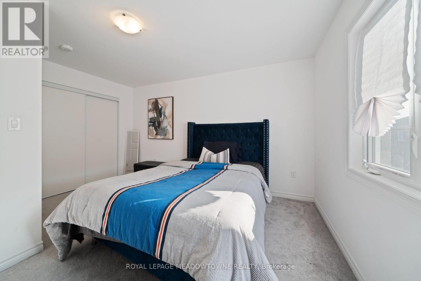 












60 HARVEST CRESCENT

,
Barrie,




Ontario
L9J0T3

