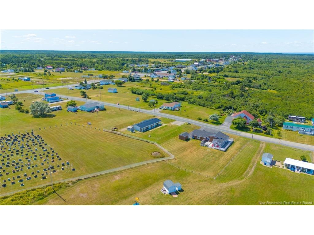 









40


Portuaire

AVE,
Grande-Anse,




NB
E8N 1C1

