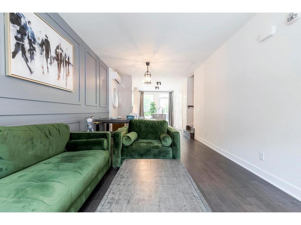 









1190


Rue Montcalm

,
Montréal (Ville-Marie),




QC
H2L0G8

