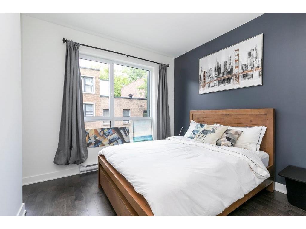 









1190


Rue Montcalm

,
Montréal (Ville-Marie),




QC
H2L0G8

