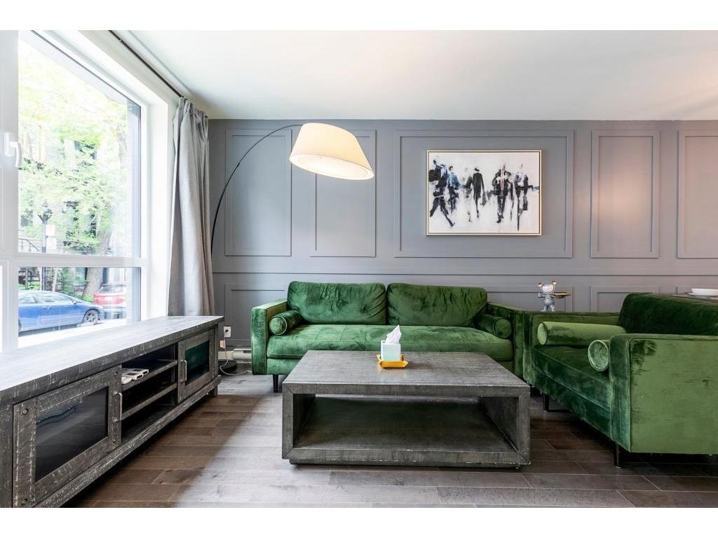 









1190


Rue Montcalm

,
Montréal (Ville-Marie),




QC
H2L0G8

