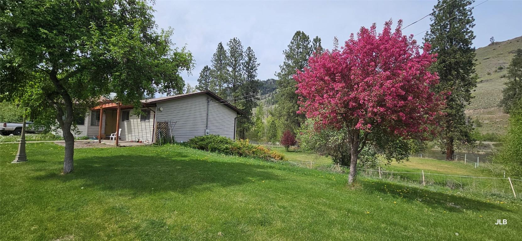









3225


HWY 3

,
Rock Creek,




BC
V0H 1Y0

