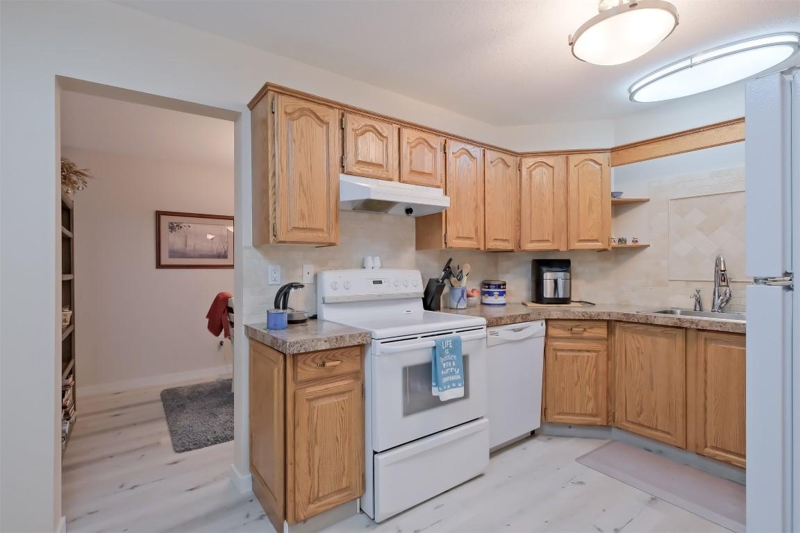 









1170


Brookside

Avenue, 108,
Kelowna,




BC
V1Y 5T4

