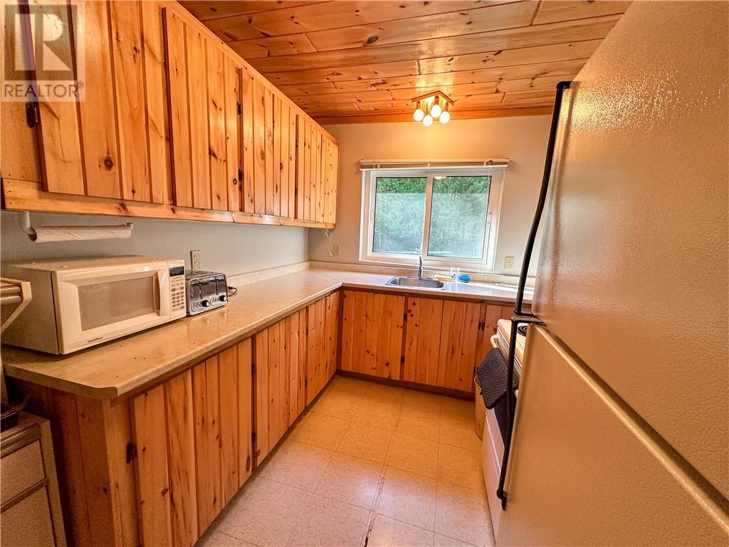 












1278 Ice Lake Drive

,
Gore Bay,




Ontario
P0P1H0

