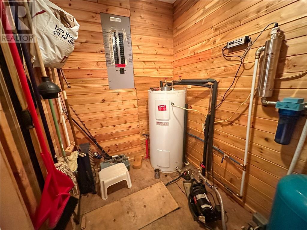 












1278 Ice Lake Drive

,
Gore Bay,




Ontario
P0P1H0

