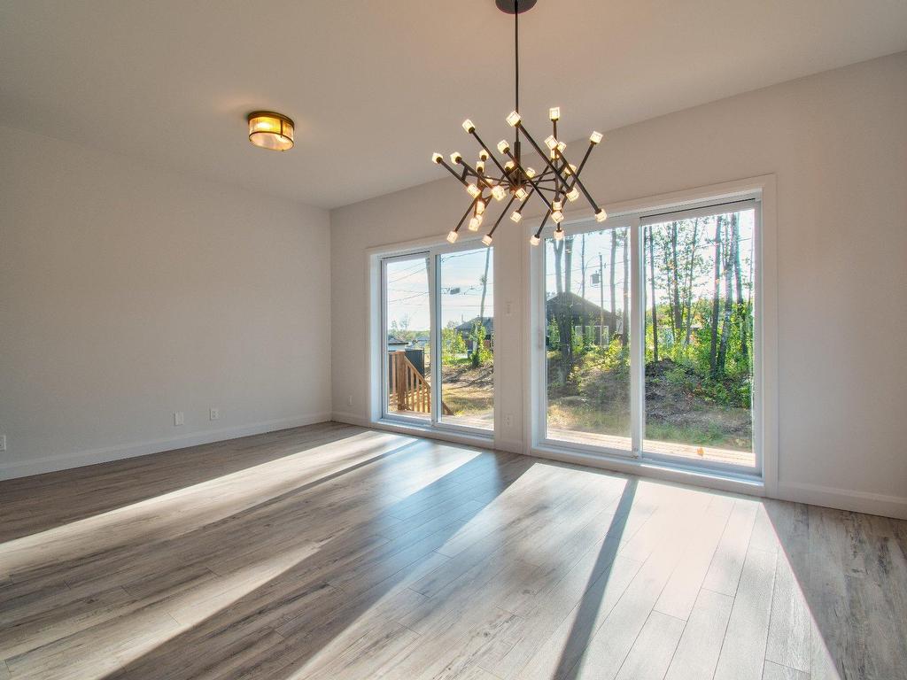 









6040


Rue de La Rochelle

,
Sorel-Tracy,




QC
J3R0N9

