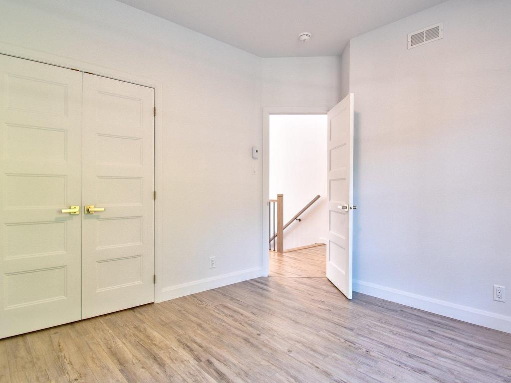 









6040


Rue de La Rochelle

,
Sorel-Tracy,




QC
J3R0N9

