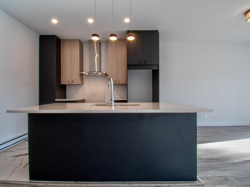 









6040


Rue de La Rochelle

,
Sorel-Tracy,




QC
J3R0N9

