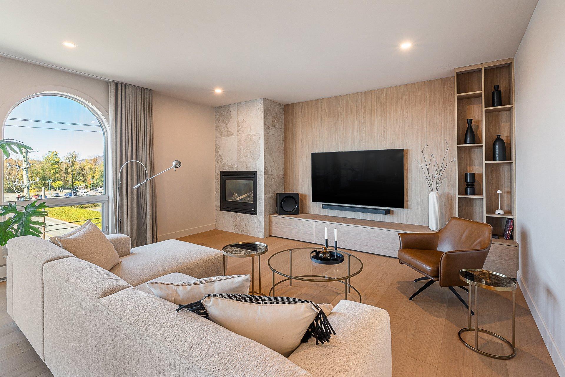 









300


Rue du Moulin

, 6,
Magog,




QC
J1X7H8

