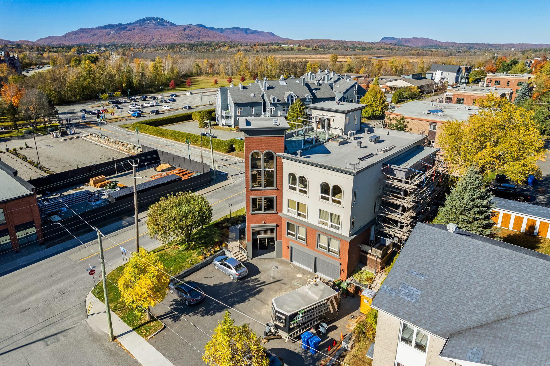 









300


Rue du Moulin

, 6,
Magog,




QC
J1X7H8


