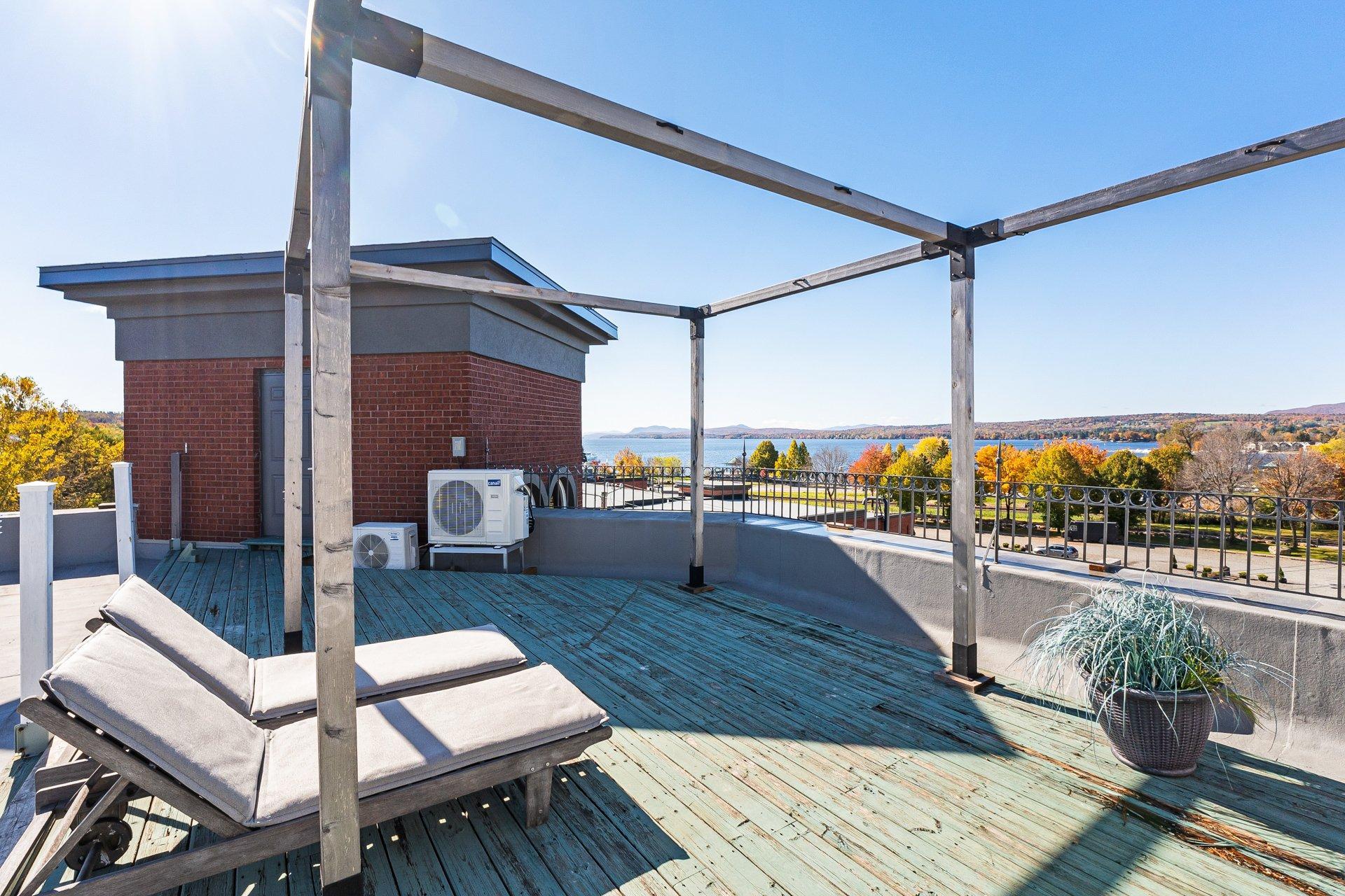 









300


Rue du Moulin

, 6,
Magog,




QC
J1X7H8


