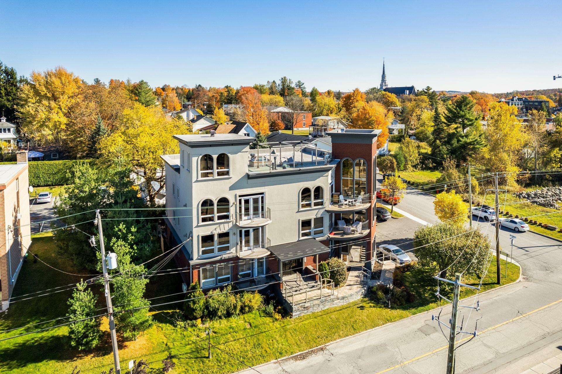









300


Rue du Moulin

, 6,
Magog,




QC
J1X7H8

