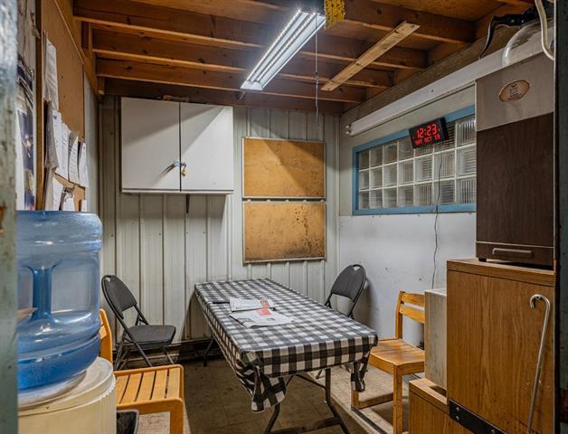 









80


Archibald

ST,
Winnipeg,




MB
R2J 0V8

