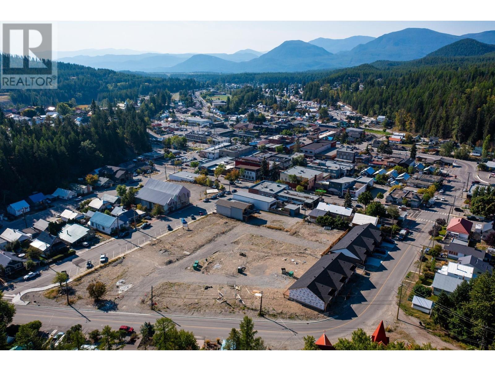 












30 KIMBERLEY Avenue

,
Kimberley,




British Columbia
V1A2J3

