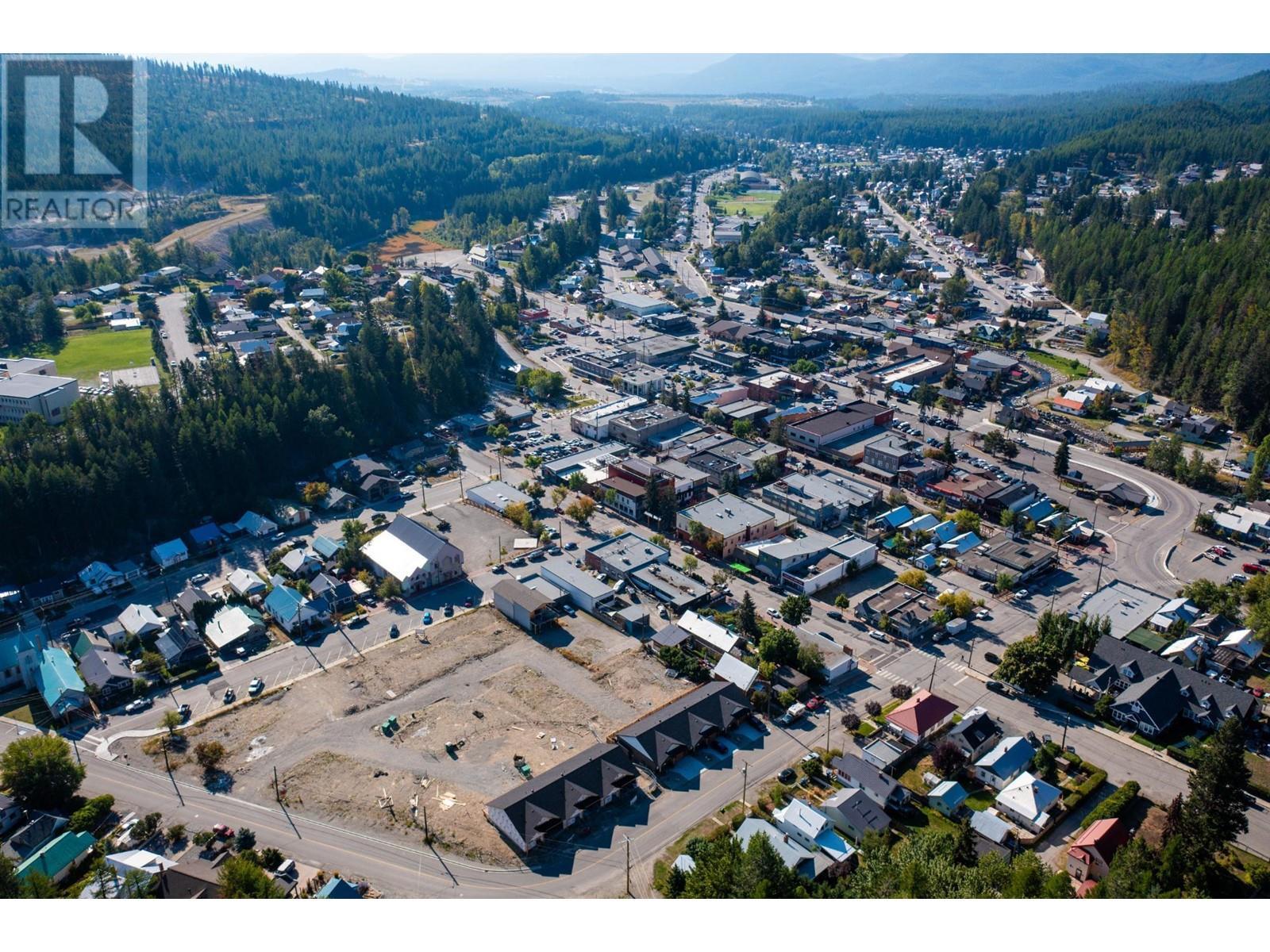 












30 KIMBERLEY Avenue

,
Kimberley,




British Columbia
V1A2J3

