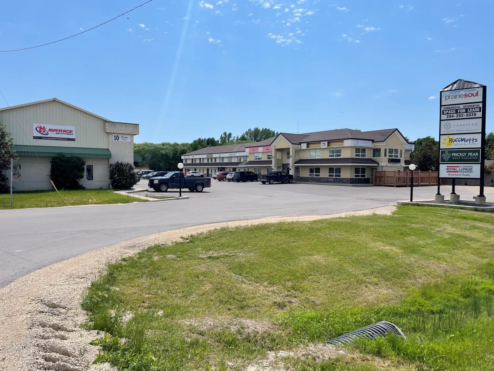 












10 Cedar Drive

,
Niverville,




Manitoba
R0A0A1

