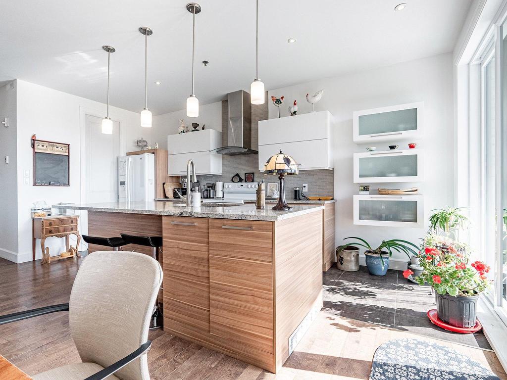 









120


Rue de Candiac

, 1103,
Sherbrooke (Les Nations),




QC
J1L1G8

