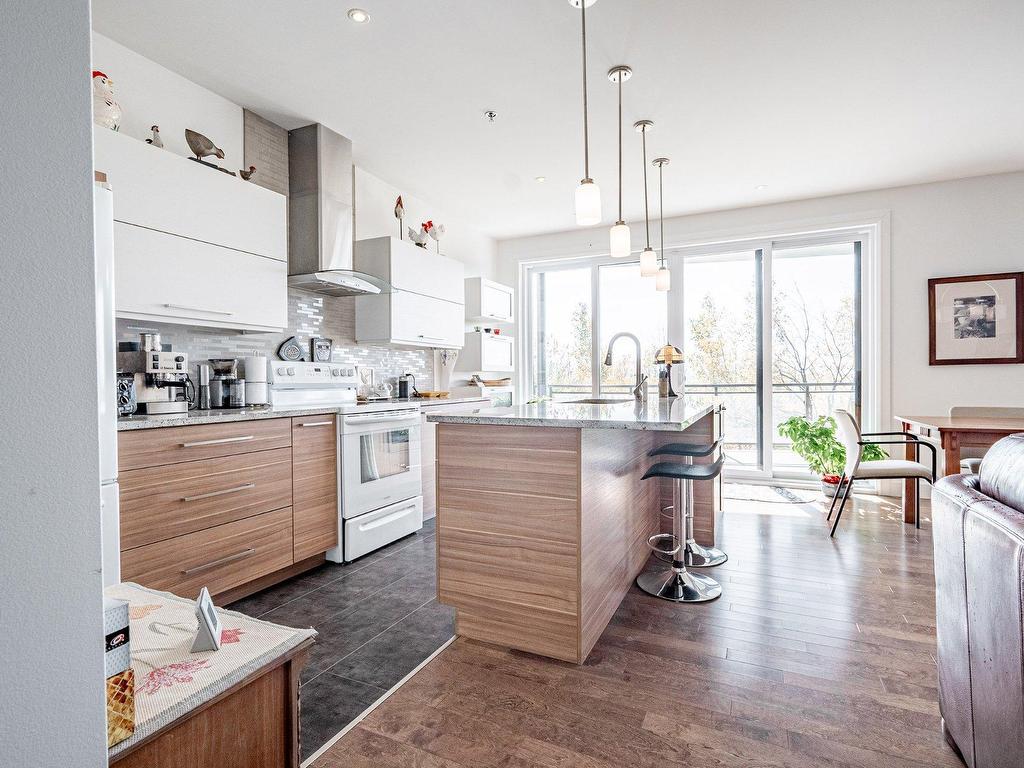 









120


Rue de Candiac

, 1103,
Sherbrooke (Les Nations),




QC
J1L1G8

