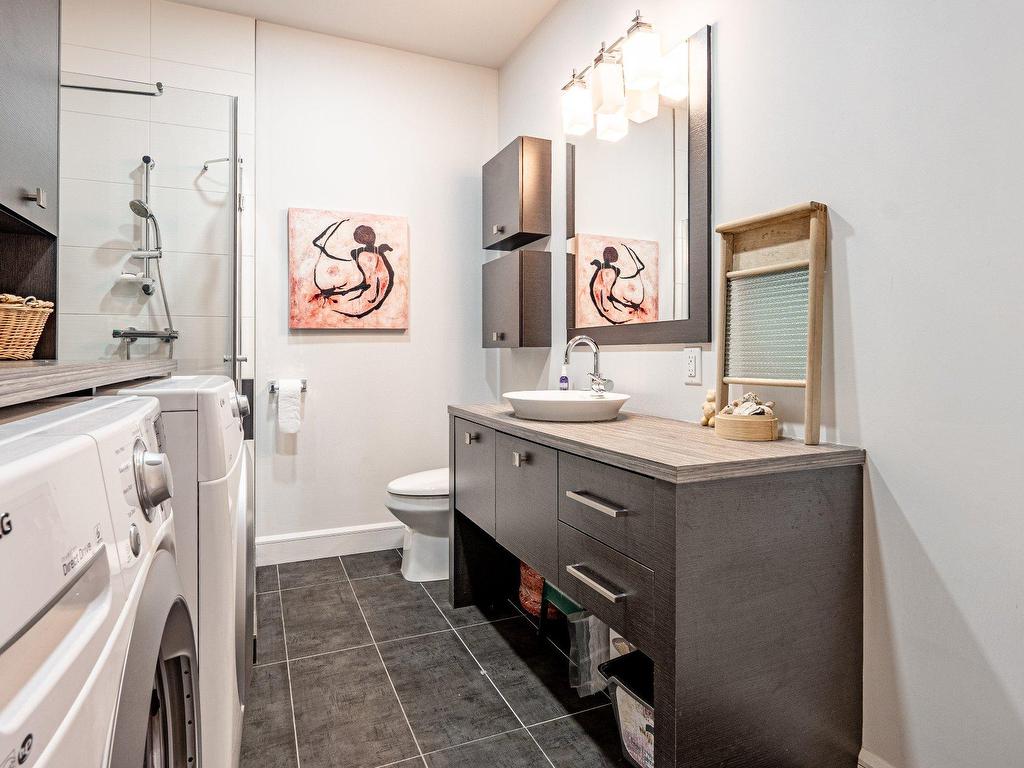 









120


Rue de Candiac

, 1103,
Sherbrooke (Les Nations),




QC
J1L1G8

