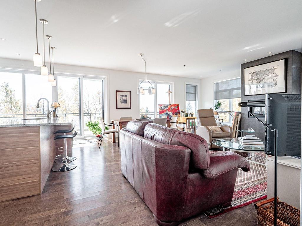 









120


Rue de Candiac

, 1103,
Sherbrooke (Les Nations),




QC
J1L1G8

