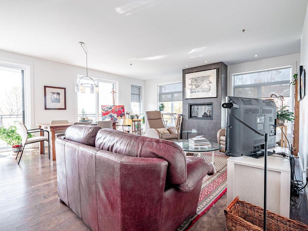 









120


Rue de Candiac

, 1103,
Sherbrooke (Les Nations),




QC
J1L1G8

