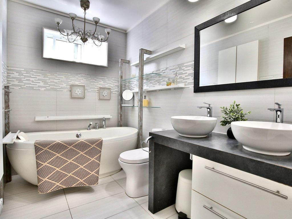 









3030


Rue Ovila-Hamel

,
Longueuil (Saint-Hubert),




QC
J3Y8R4

