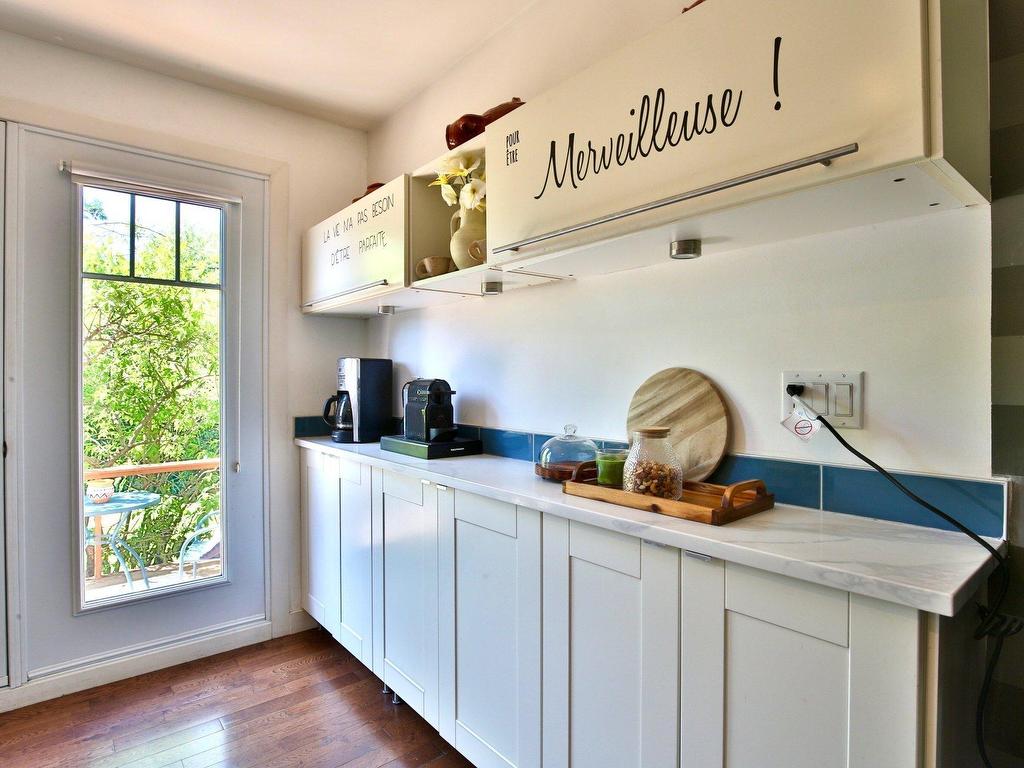 









3030


Rue Ovila-Hamel

,
Longueuil (Saint-Hubert),




QC
J3Y8R4

