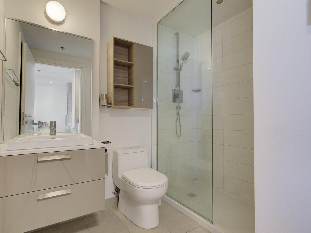 









1211


Rue Drummond

, 1906,
Montréal (Ville-Marie),




QC
H3G0E6

