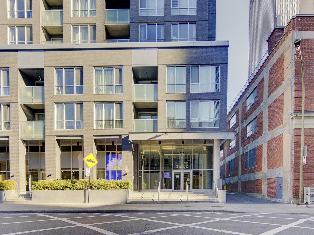 









1211


Rue Drummond

, 1906,
Montréal (Ville-Marie),




QC
H3G0E6

