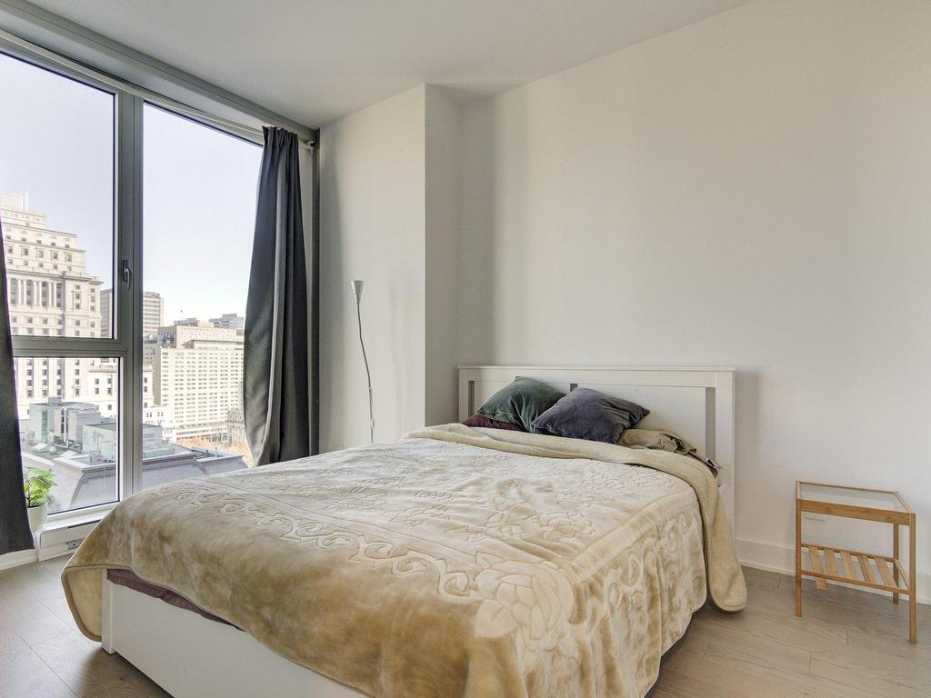 









1211


Rue Drummond

, 1906,
Montréal (Ville-Marie),




QC
H3G0E6

