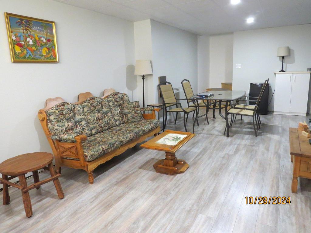 









218


Rue des Campanules

,
Baie-Comeau,




QC
G4Z0B2

