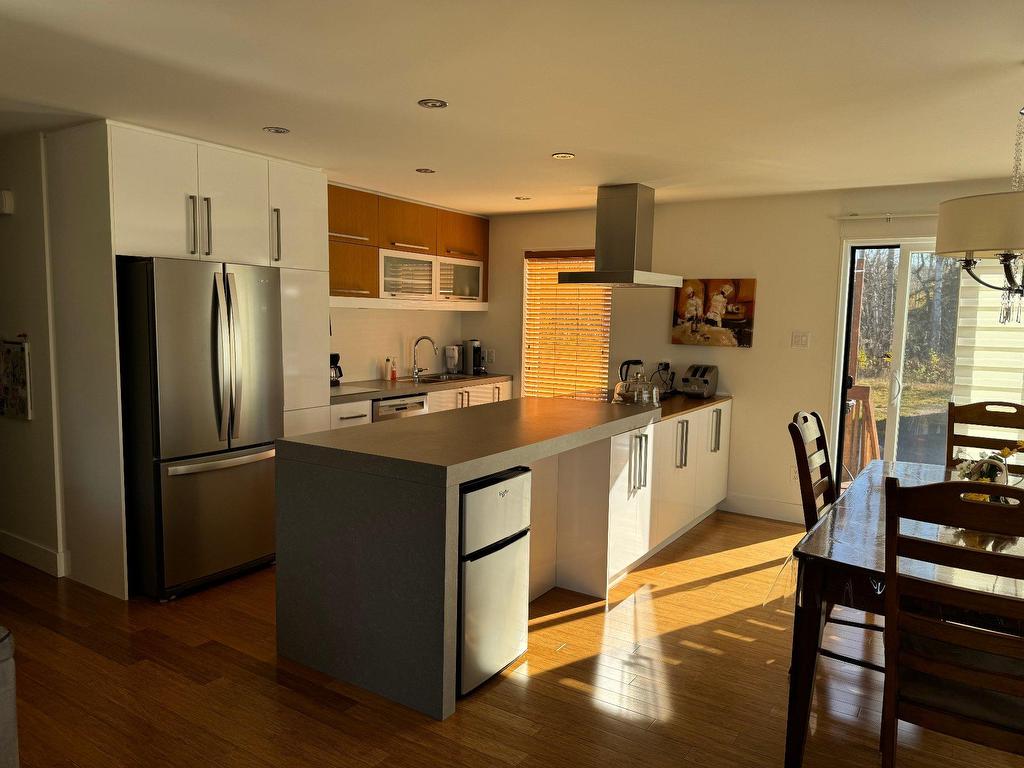 









218


Rue des Campanules

,
Baie-Comeau,




QC
G4Z0B2

