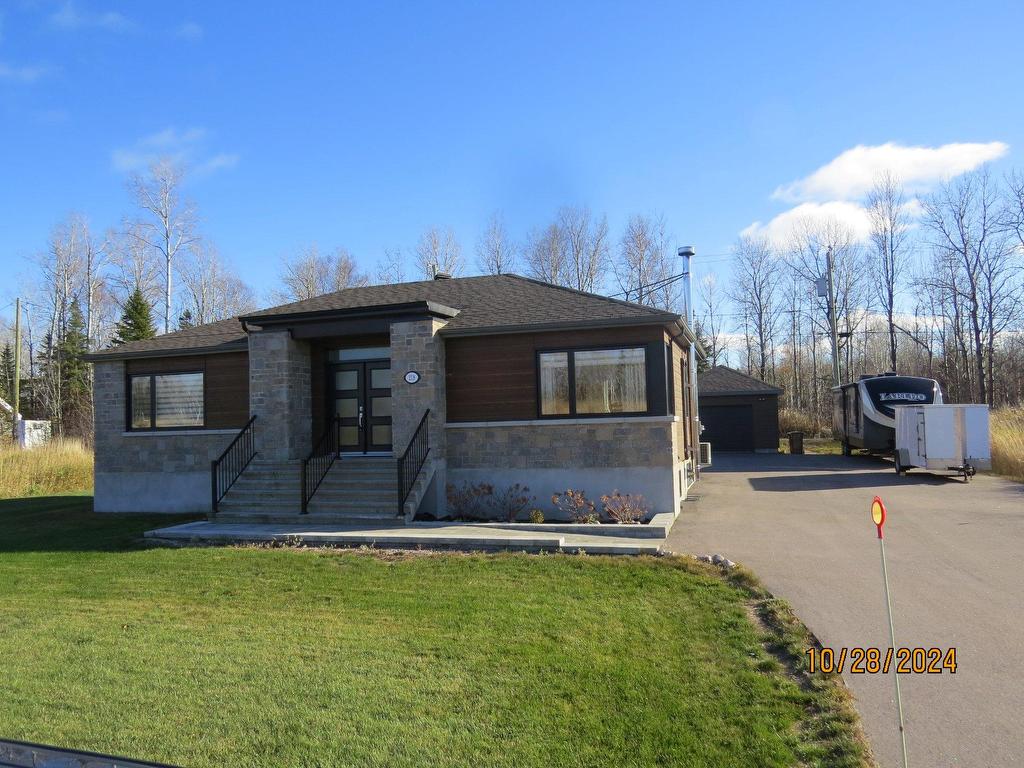 









218


Rue des Campanules

,
Baie-Comeau,




QC
G4Z0B2

